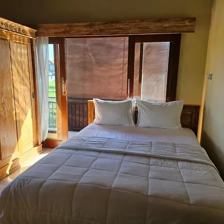 Krisna Tapan Guest House