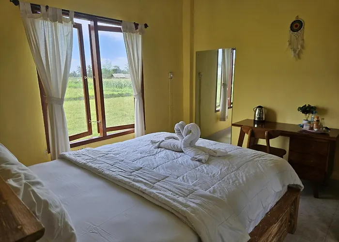 Krisna Tapan Guest house 3*